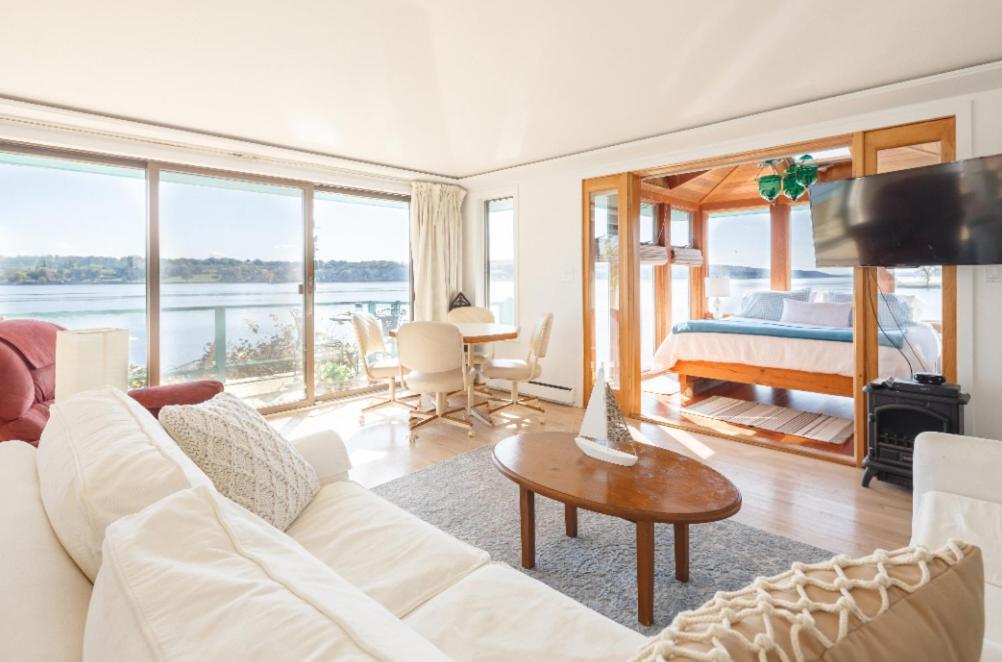Hudson Riverfront Home Катскілл Екстер'єр фото