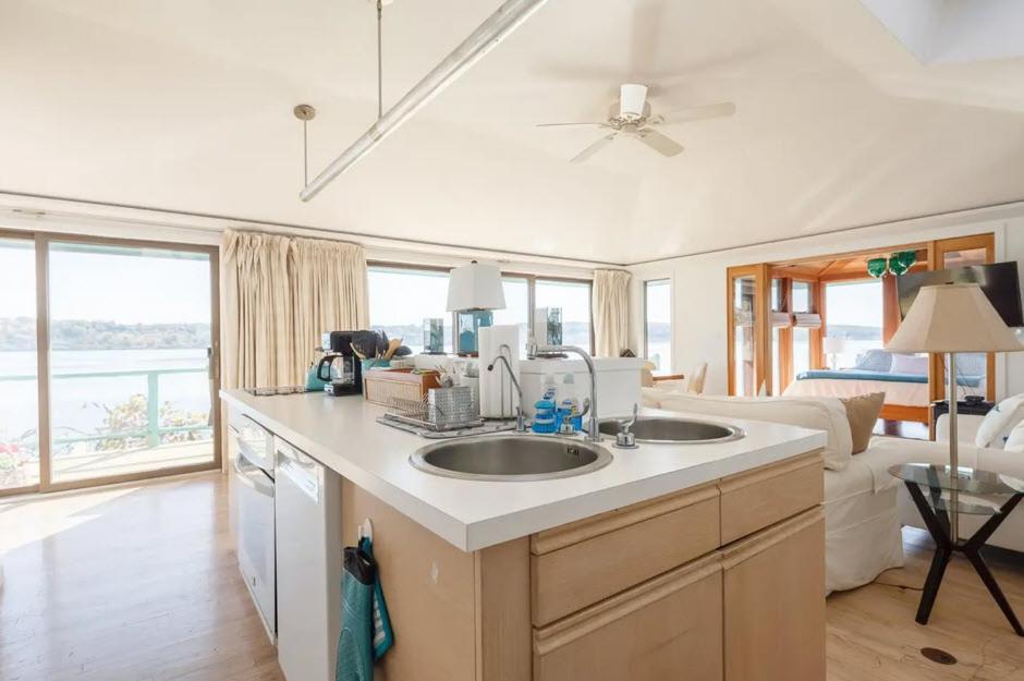 Hudson Riverfront Home Катскілл Екстер'єр фото